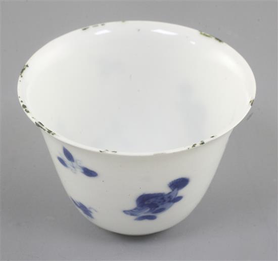 A Chinese blue and white cup, Chenghua mark, probably Kangxi period, 4.3cm high, faults